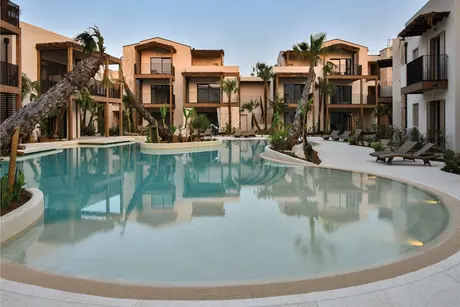 Piscina condominiale 
